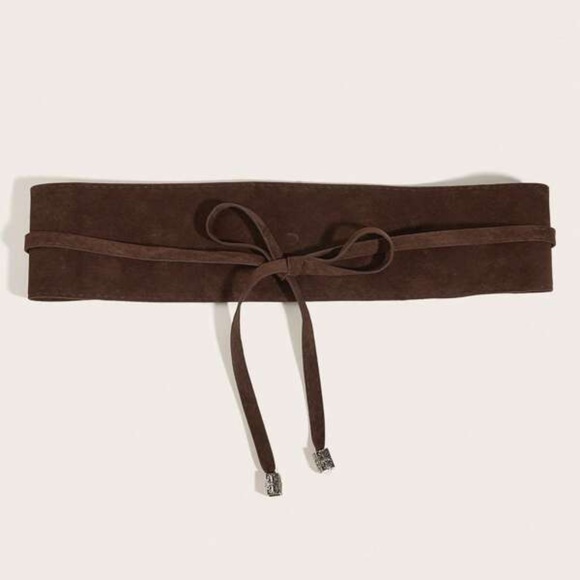 Belt listing for Posh show - Picture 10 of 10